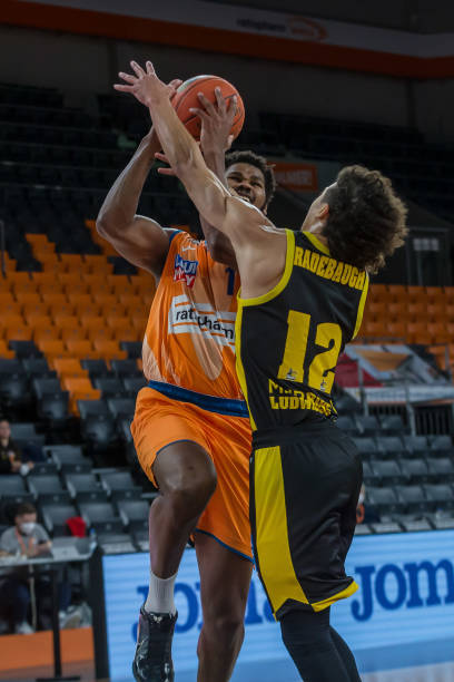 那个一直激 那个一直激