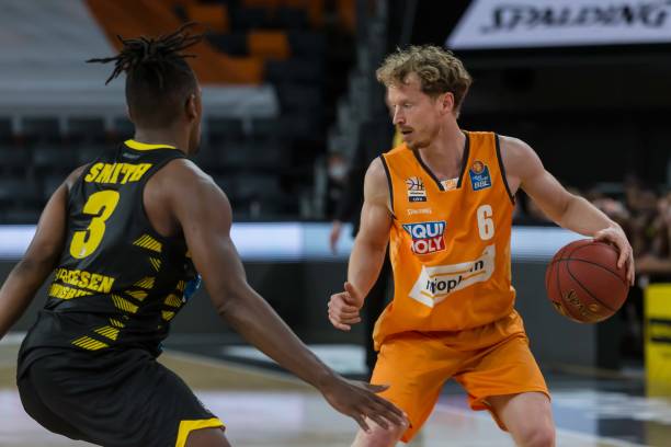 打消耗黄蜂 打消耗黄蜂